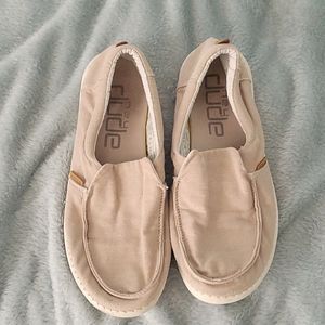 Hey Dude shoes